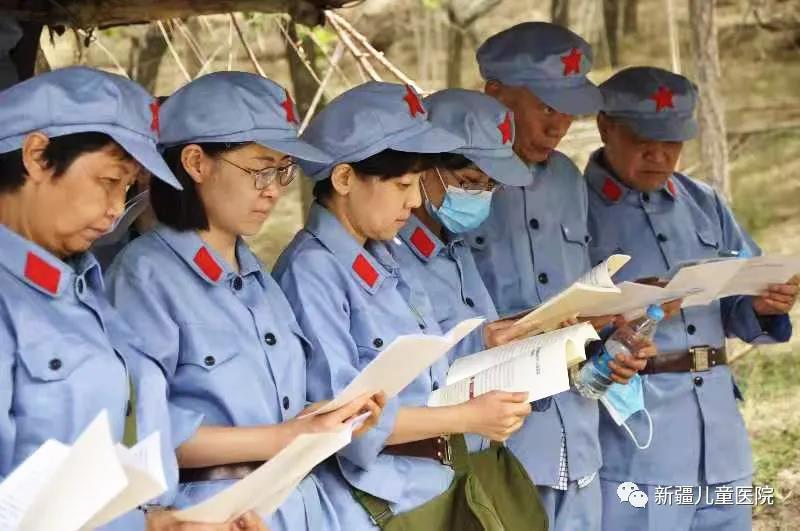 图4-4党史学习现场