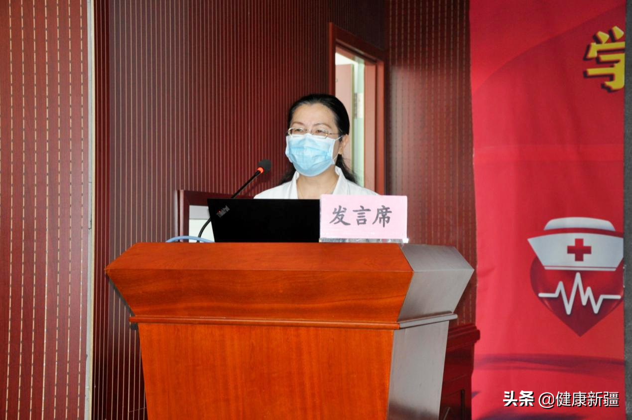 图6：自治区儿童医院新生儿科主任李龙汇报新生儿救治工作情况